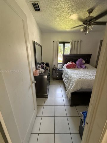 3320 E 10th Avenue, Hialeah, FL 33013