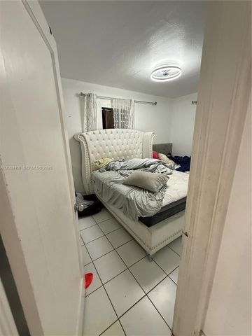 3320 E 10th Avenue, Hialeah, FL 33013