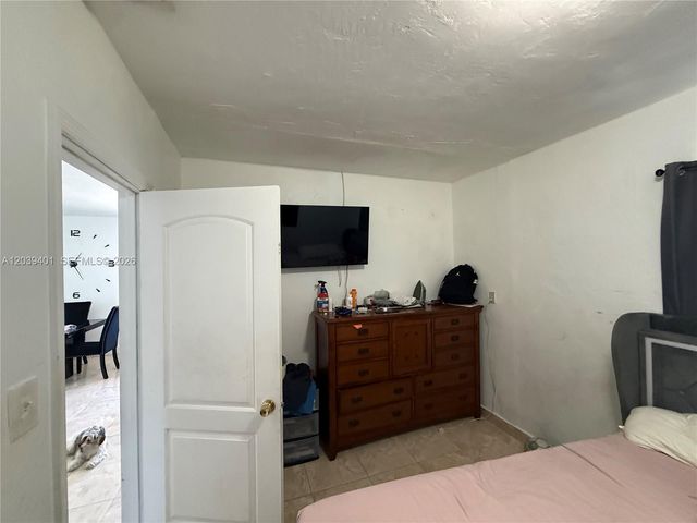 3320 E 10th Avenue, Hialeah, FL 33013