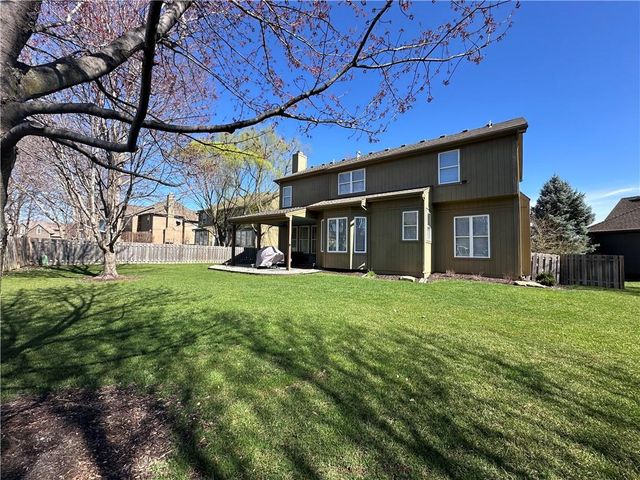 13828 Hauser Street, Overland Park, KS 66221