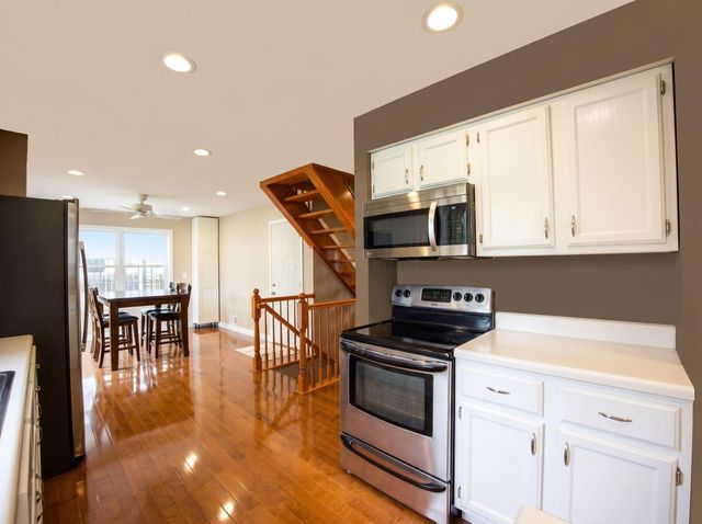 5208 Bonner Drive, Hilliard, OH 43026