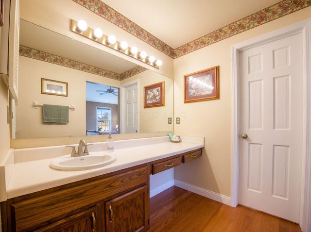 5208 Bonner Drive, Hilliard, OH 43026