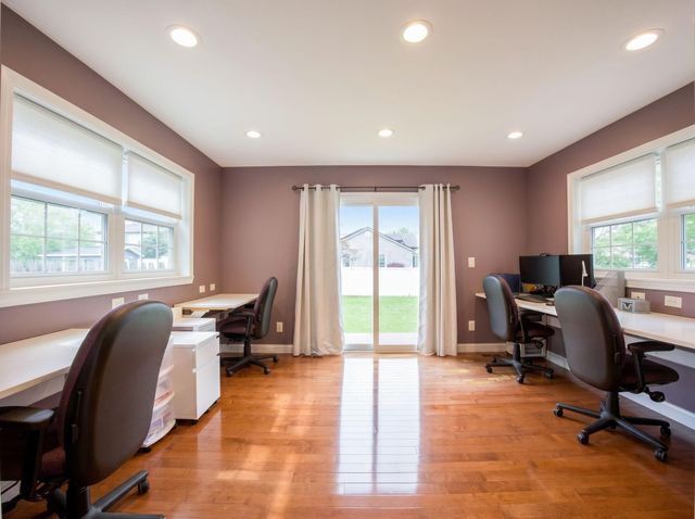5208 Bonner Drive, Hilliard, OH 43026