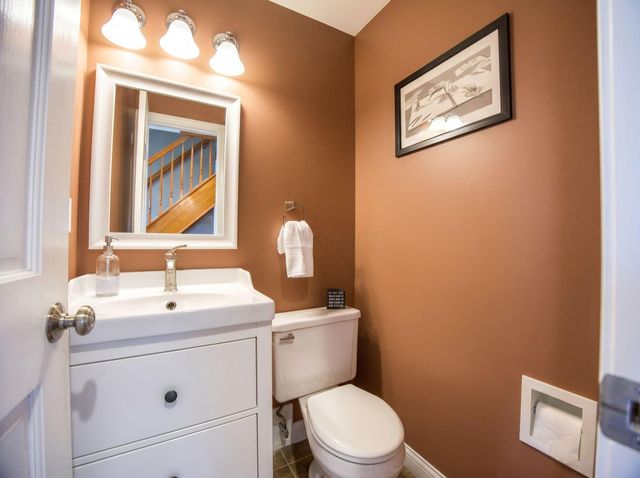 5208 Bonner Drive, Hilliard, OH 43026