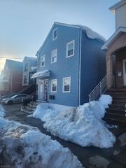 51 Geneva St, Elizabeth City, NJ 07206