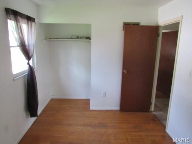 5237 Englewood Drive, Godfrey, IL 62035