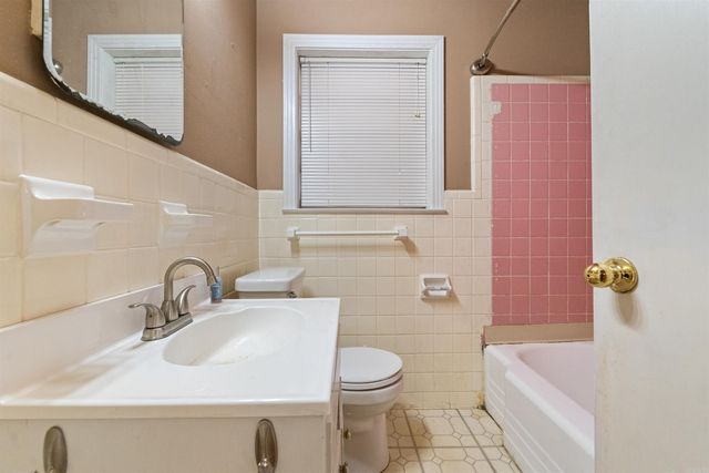 318 W J Avenue, North Little Rock, AR 72116