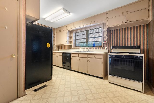 318 W J Avenue, North Little Rock, AR 72116