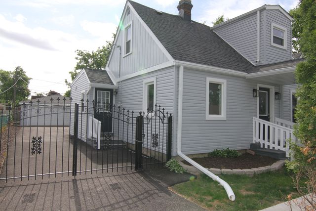 105 S Marilyn Avenue, Northlake, IL 60164
