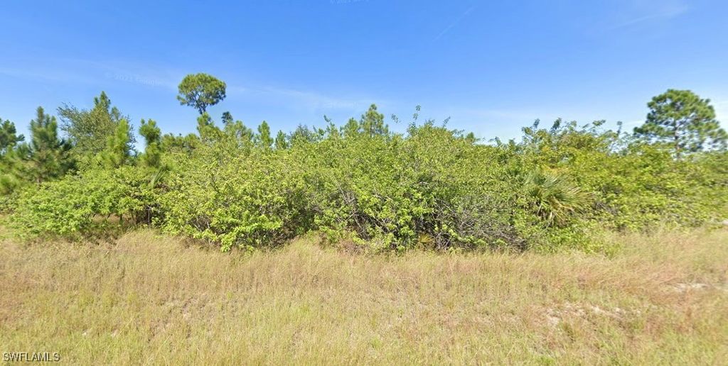 4207 E 16th ST, Lehigh Acres, FL 33972
