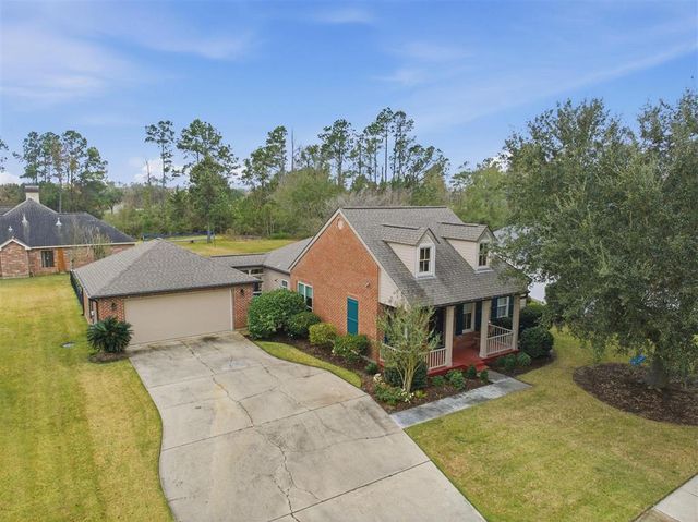 3975 S Lemongrass Circle, Lake Charles, LA 70605