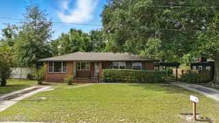7446 S SKYE Drive, Jacksonville, FL 32221