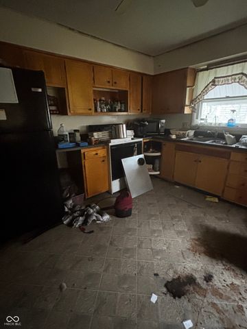 1222 Webster Avenue, New Castle, IN 47362