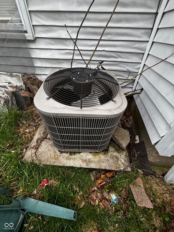 1222 Webster Avenue, New Castle, IN 47362