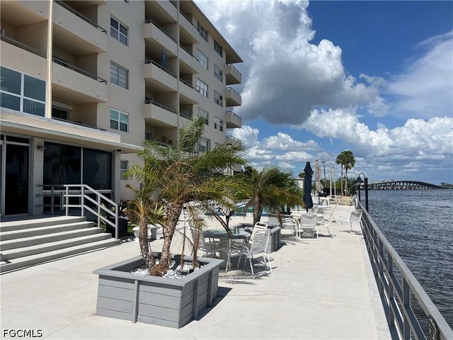 1766 Cape Coral PKWY E 104, Cape Coral, FL 33904