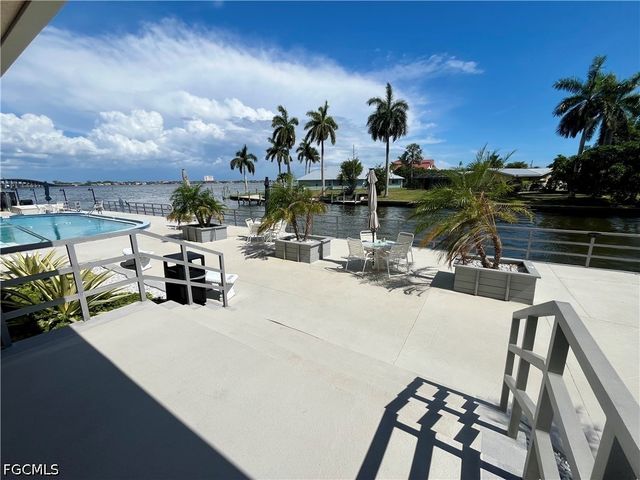 1766 Cape Coral PKWY E 104, Cape Coral, FL 33904
