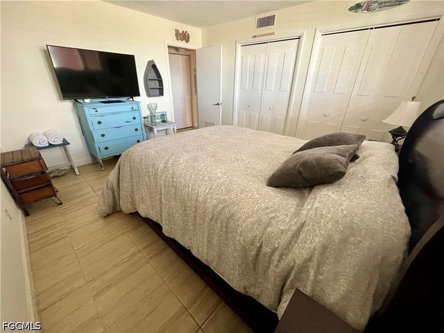 1766 Cape Coral PKWY E 104, Cape Coral, FL 33904
