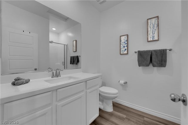 25 Barbara Lane 71, Las Vegas, NV 89183