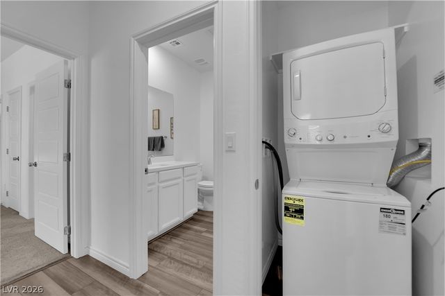 25 Barbara Lane 71, Las Vegas, NV 89183