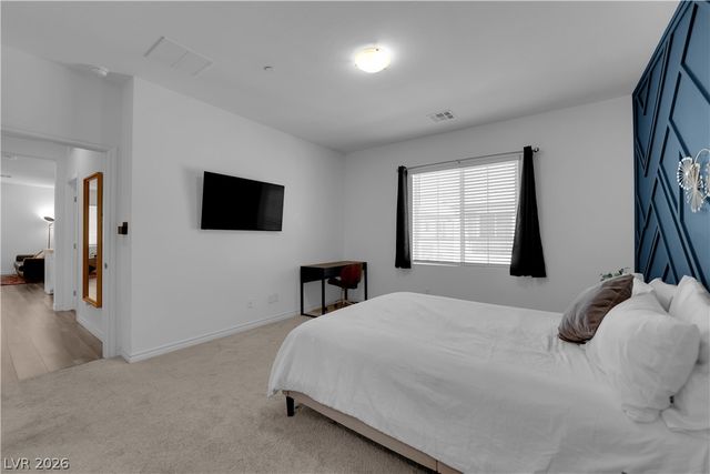 25 Barbara Lane 71, Las Vegas, NV 89183