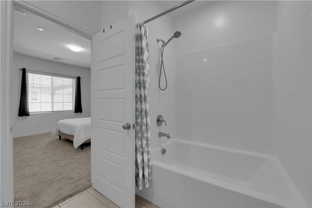 25 Barbara Lane 71, Las Vegas, NV 89183