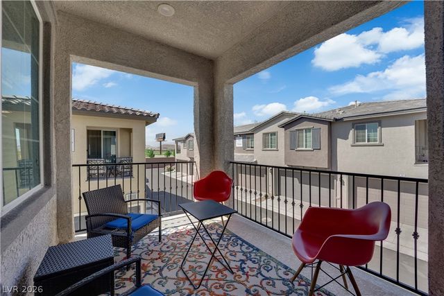 25 Barbara Lane 71, Las Vegas, NV 89183