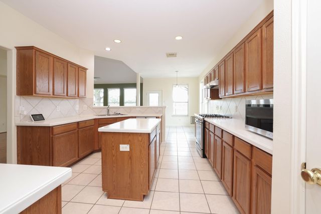 8823 Catawissa Drive, Houston, TX 77095
