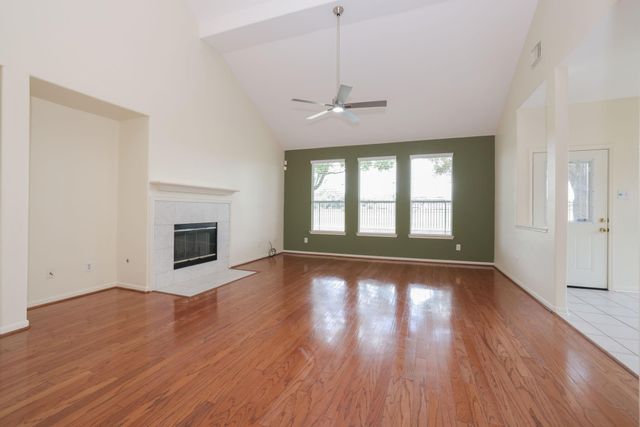 8823 Catawissa Drive, Houston, TX 77095
