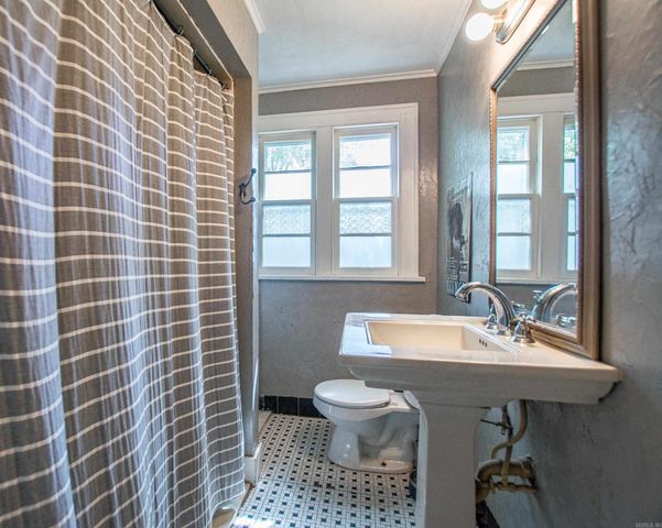 217 East E Ave, North Little Rock, AR 72116