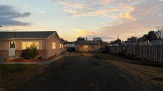 494 S 38th Ave, West Richland, WA 99353
