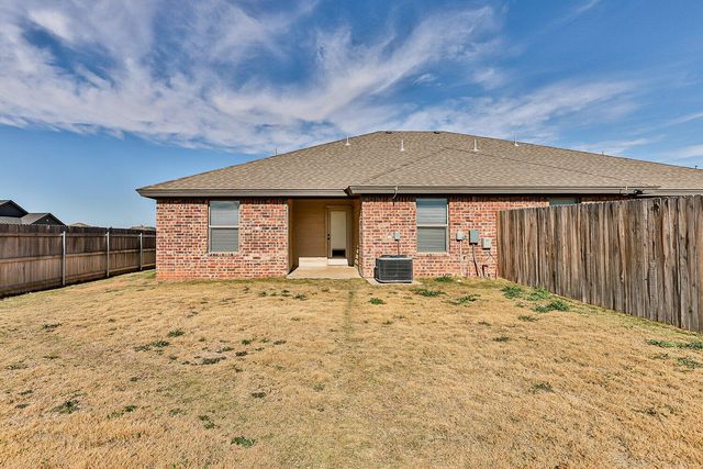 5519 121st Street, B, Lubbock, TX 79424