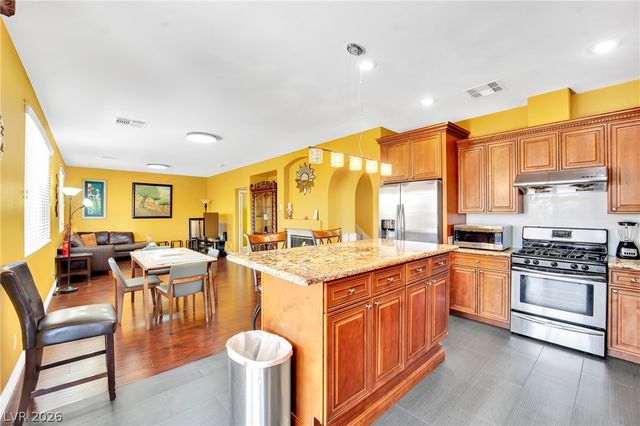 9677 Casper Peak Court, Las Vegas, NV 89117