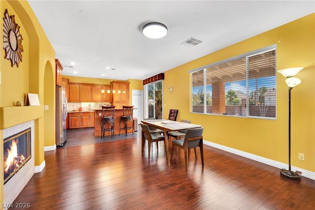 9677 Casper Peak Court, Las Vegas, NV 89117