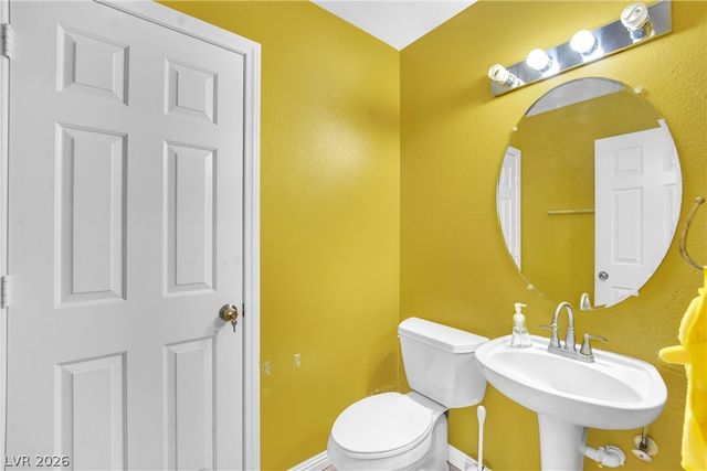 9677 Casper Peak Court, Las Vegas, NV 89117