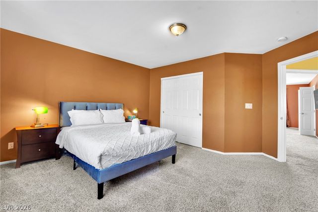9677 Casper Peak Court, Las Vegas, NV 89117