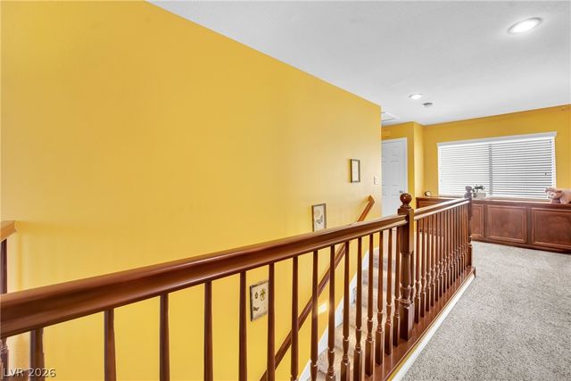 9677 Casper Peak Court, Las Vegas, NV 89117