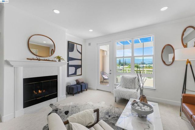 20488 Stevens Creek Blvd 2302, Cupertino, CA 95014