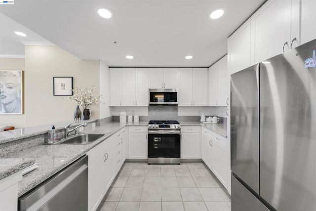 20488 Stevens Creek Blvd 2302, Cupertino, CA 95014