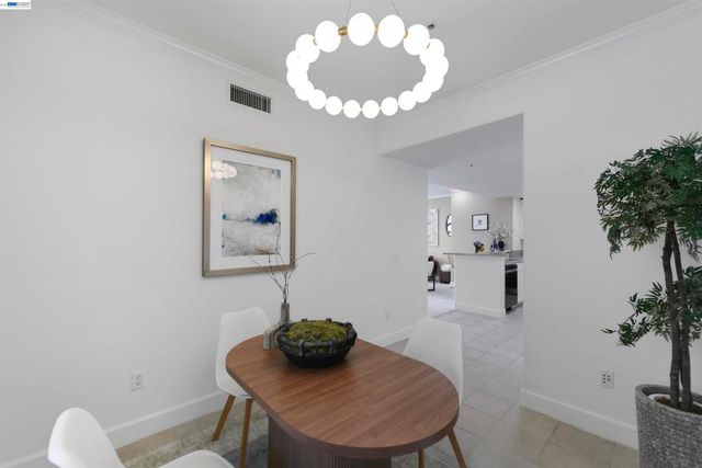 20488 Stevens Creek Blvd 2302, Cupertino, CA 95014