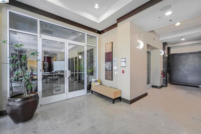 20488 Stevens Creek Blvd 2302, Cupertino, CA 95014