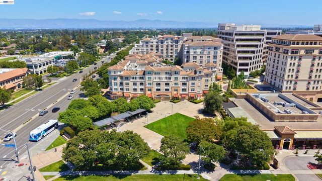 20488 Stevens Creek Blvd 2302, Cupertino, CA 95014