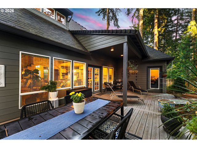 1108 Se 198TH Ct, Camas, WA 98607