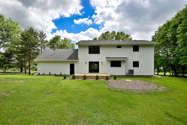18878 Ridge Lane, Marengo, IL 60152
