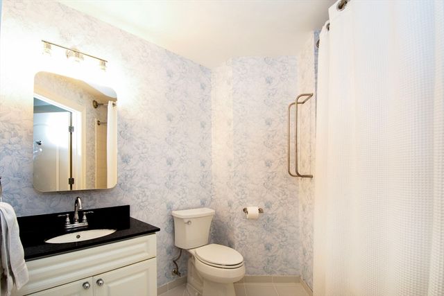 501 Commerce Dr 3-113, Braintree, MA 02184
