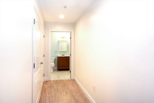 501 Commerce Dr 3-113, Braintree, MA 02184