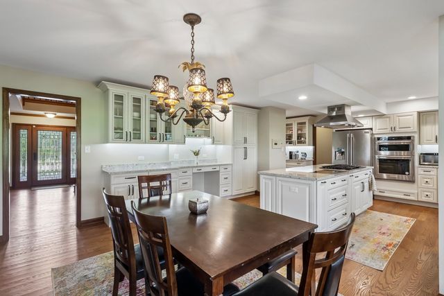 1504 Greenlake Drive, Aurora, IL 60502