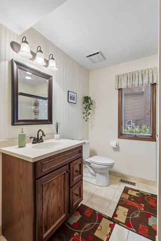 1504 Greenlake Drive, Aurora, IL 60502
