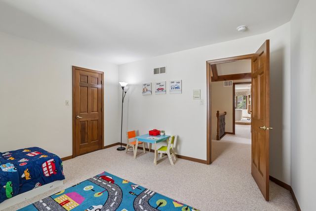 1504 Greenlake Drive, Aurora, IL 60502