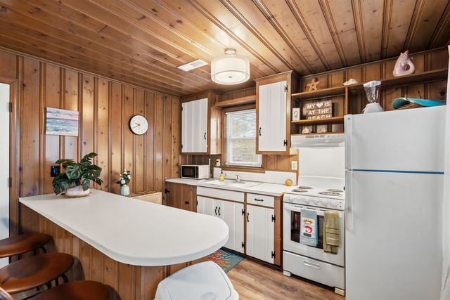 304 23rd Ave. N, North Myrtle Beach, SC 29582