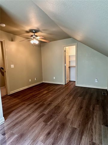 114 & 116 S Ray Avenue, Fayetteville, AR 72701